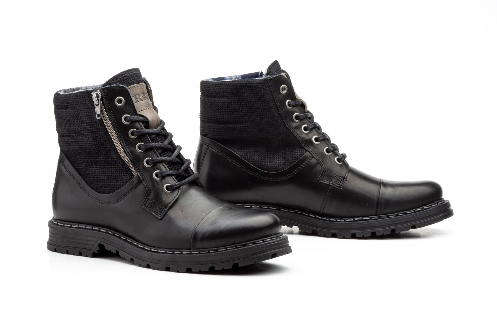 11479 Bota en piel para caballero de color Negro, fabricado en España tallas 40 al 45.