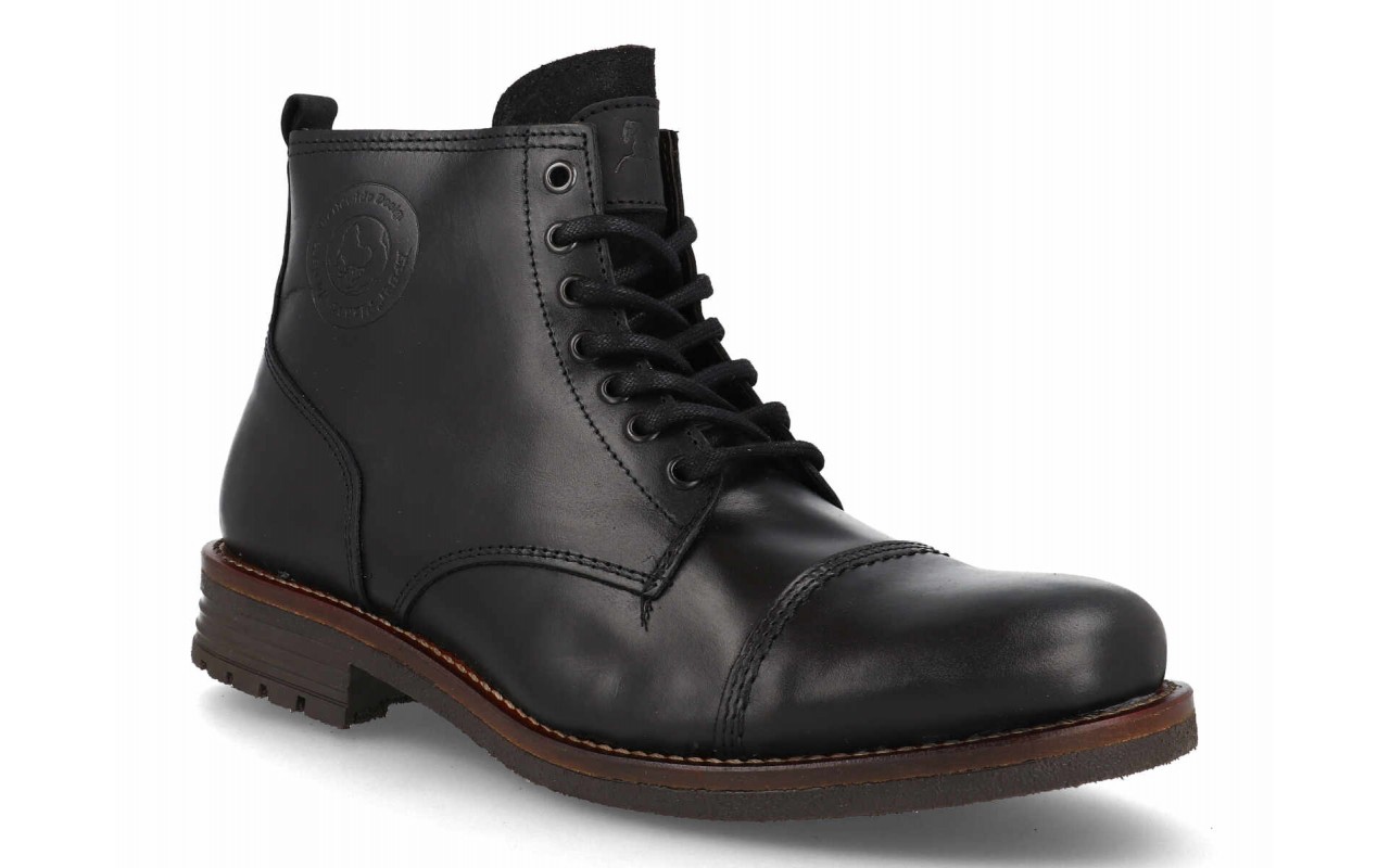 230 Bota para caballero tipo urbana en piel de color Negro y suela de goma, fabricado en España tallas 40 al 45.