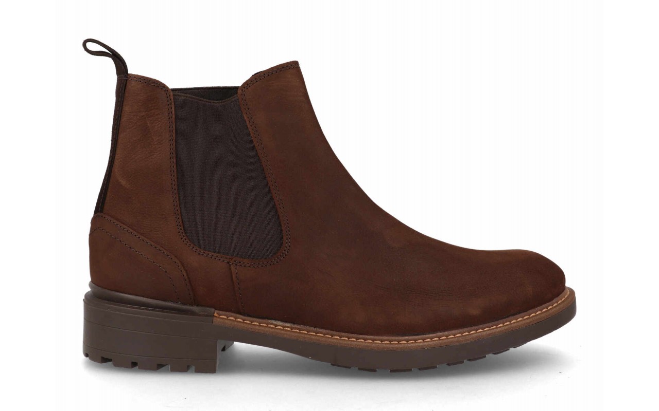 4162 Bota para caballero tipo Guardia Civil en serraje engrasado de piel en color Marrón con elásticos en los laterales y suela de goma, fabricado en España tallas 40 al 45.