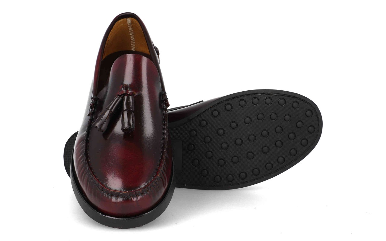 Mocasín borlas caballero piel florentik modelo 1015 con suela de goma fabricado en España 4 Mocasín borlas caballero piel florentik modelo 1015 con suela de goma fabricado en España - Imagen 4