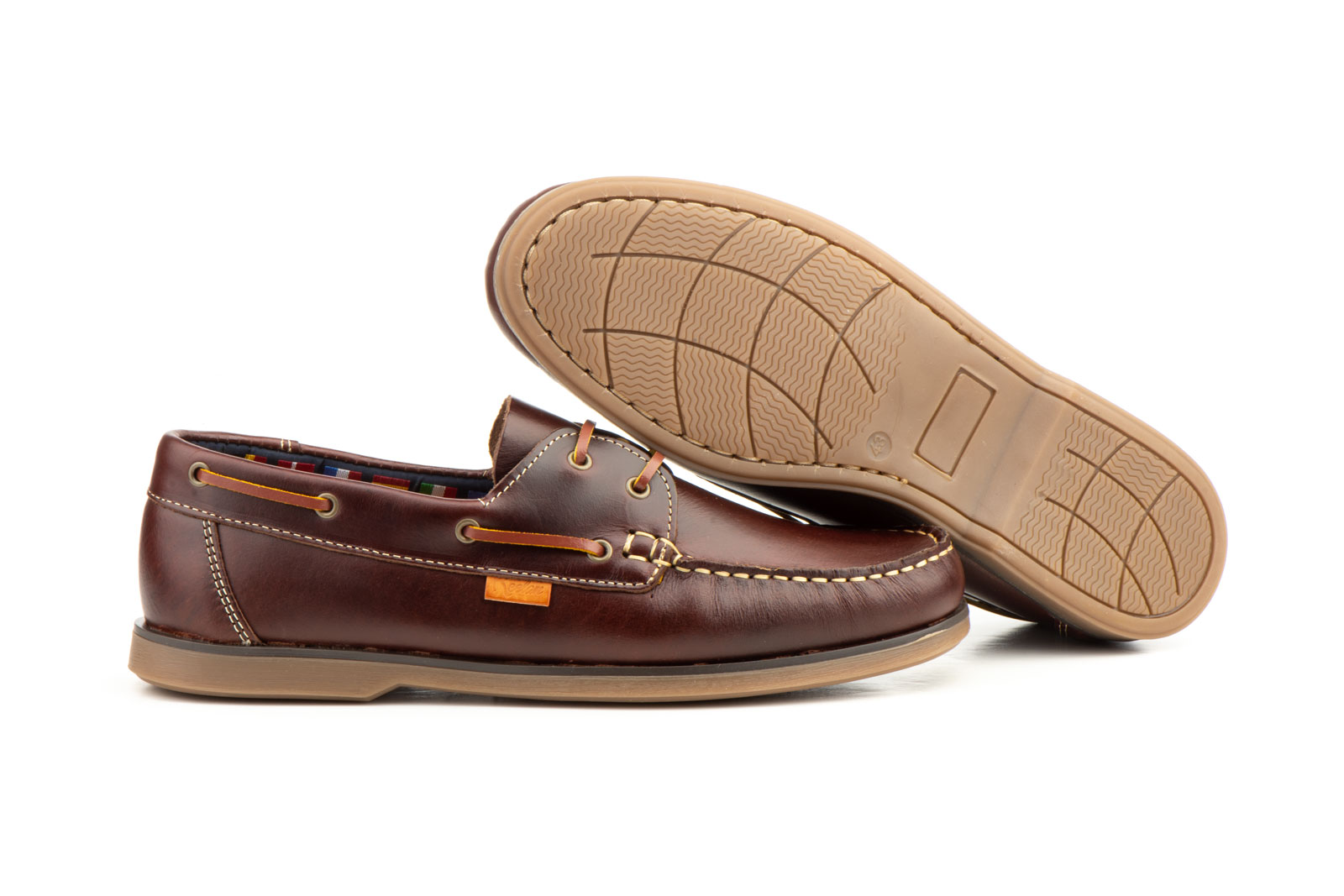 Zapato náutico de caballero en piel modelo KL 1056 cómodo y fabricado en España 4 Zapato náutico de caballero en piel modelo KL 1056 cómodo y fabricado en España - Imagen 4