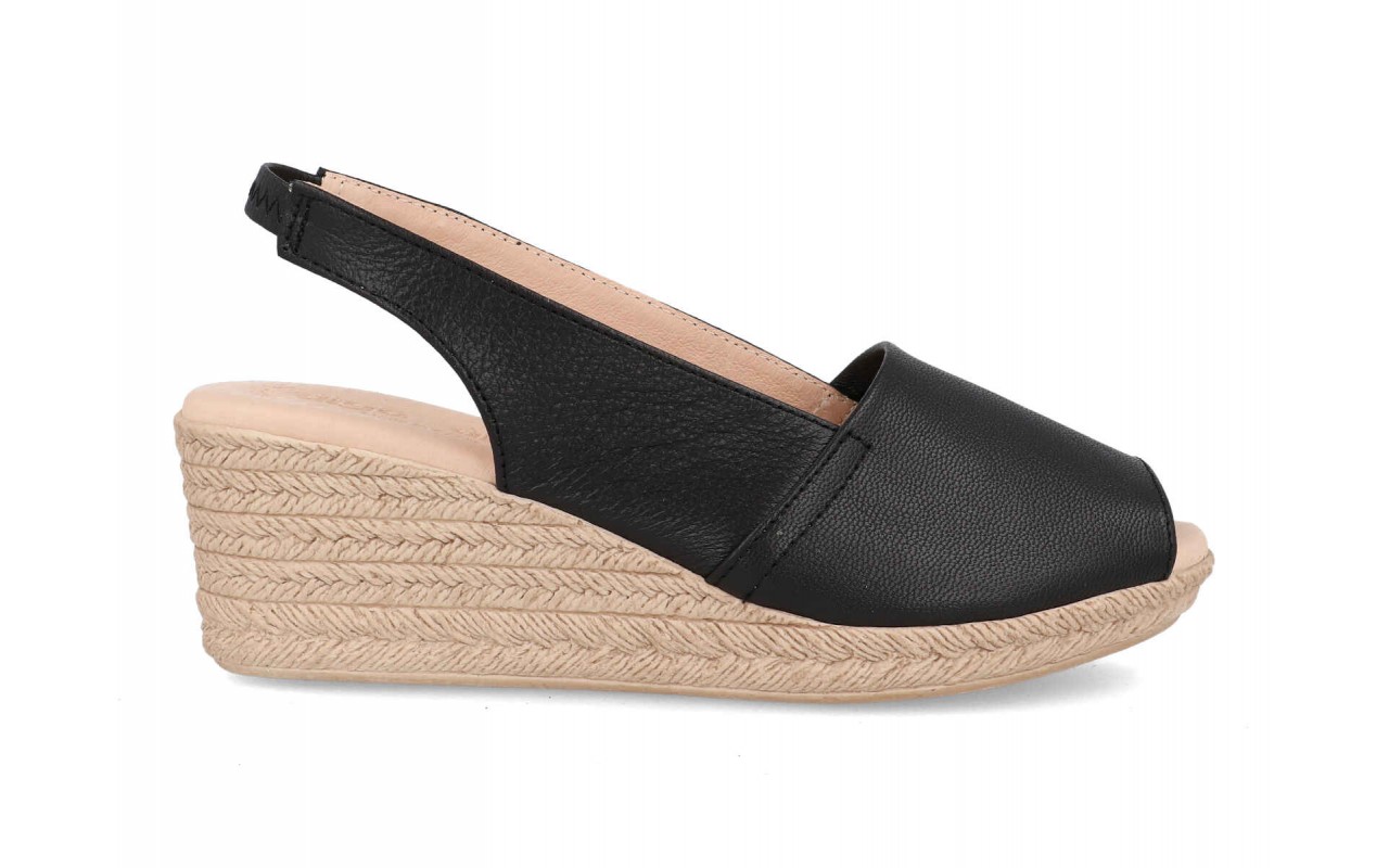 Modelo 300 – Sandalia de cuña en piel para mujer con planta de gel fabricada en España 3 Modelo 300 – Sandalia de cuña en piel para mujer con planta de gel fabricada en España - Image 3