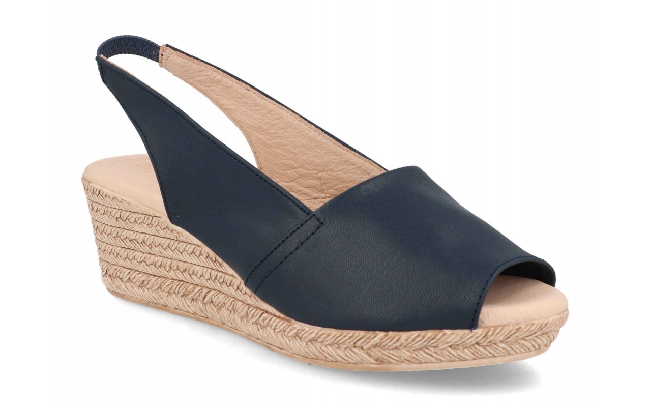 Modelo 300 – Sandalia de cuña en piel para mujer con planta de gel fabricada en España 4 Modelo 300 – Sandalia de cuña en piel para mujer con planta de gel fabricada en España - Image 4