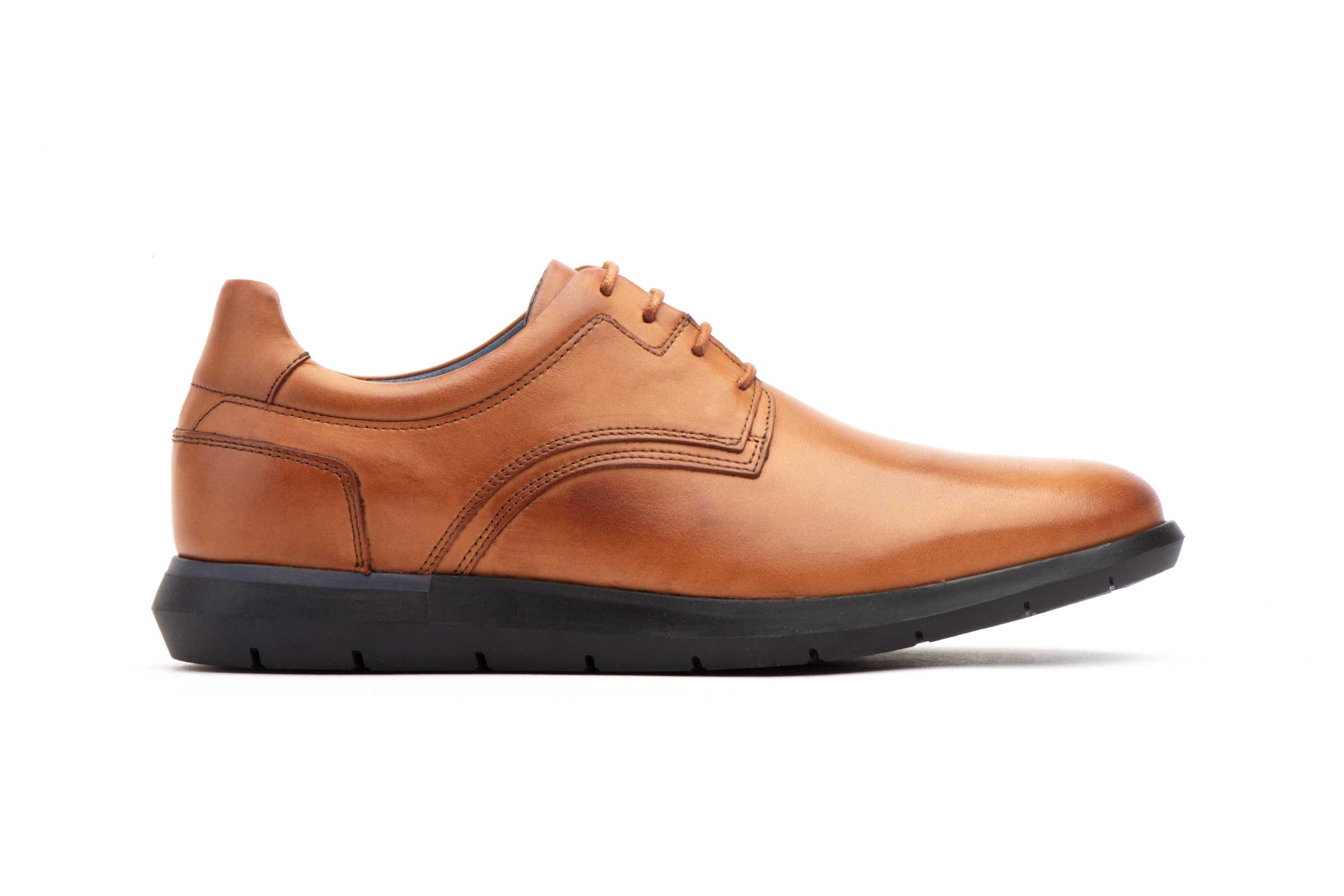 Zapato casual de piel para caballero modelo TT-231103 cómodo y elegante fabricado en España 7 Zapato casual de piel para caballero modelo TT-231103 cómodo y elegante fabricado en España - Imagen 7