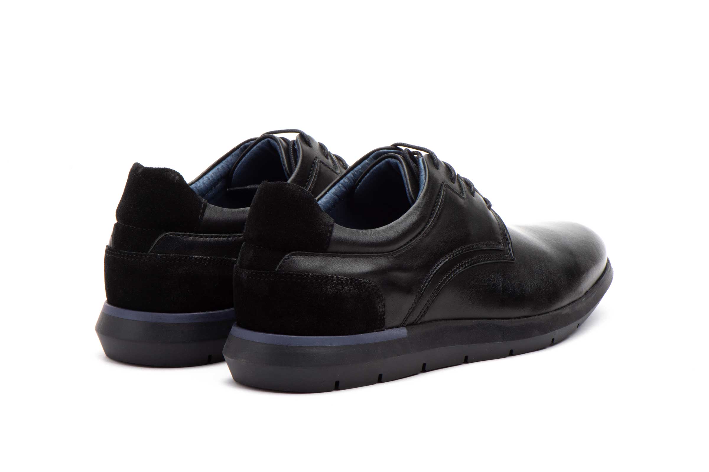 Zapato casual de piel para caballero modelo TT-231103 cómodo y elegante fabricado en España 12 Zapato casual de piel para caballero modelo TT-231103 cómodo y elegante fabricado en España - Imagen 12